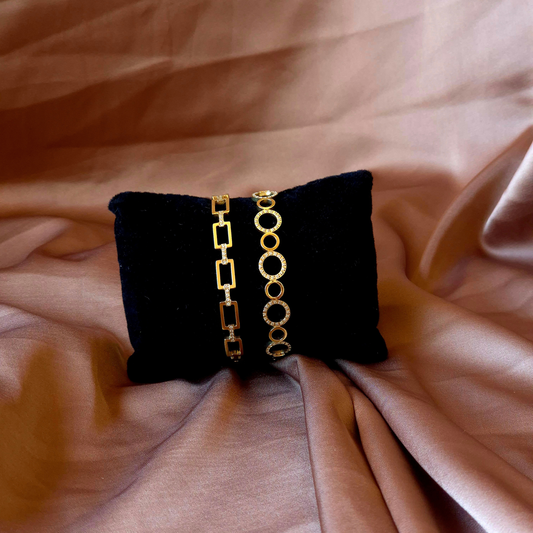 Duo de bracelets dorés Infinity